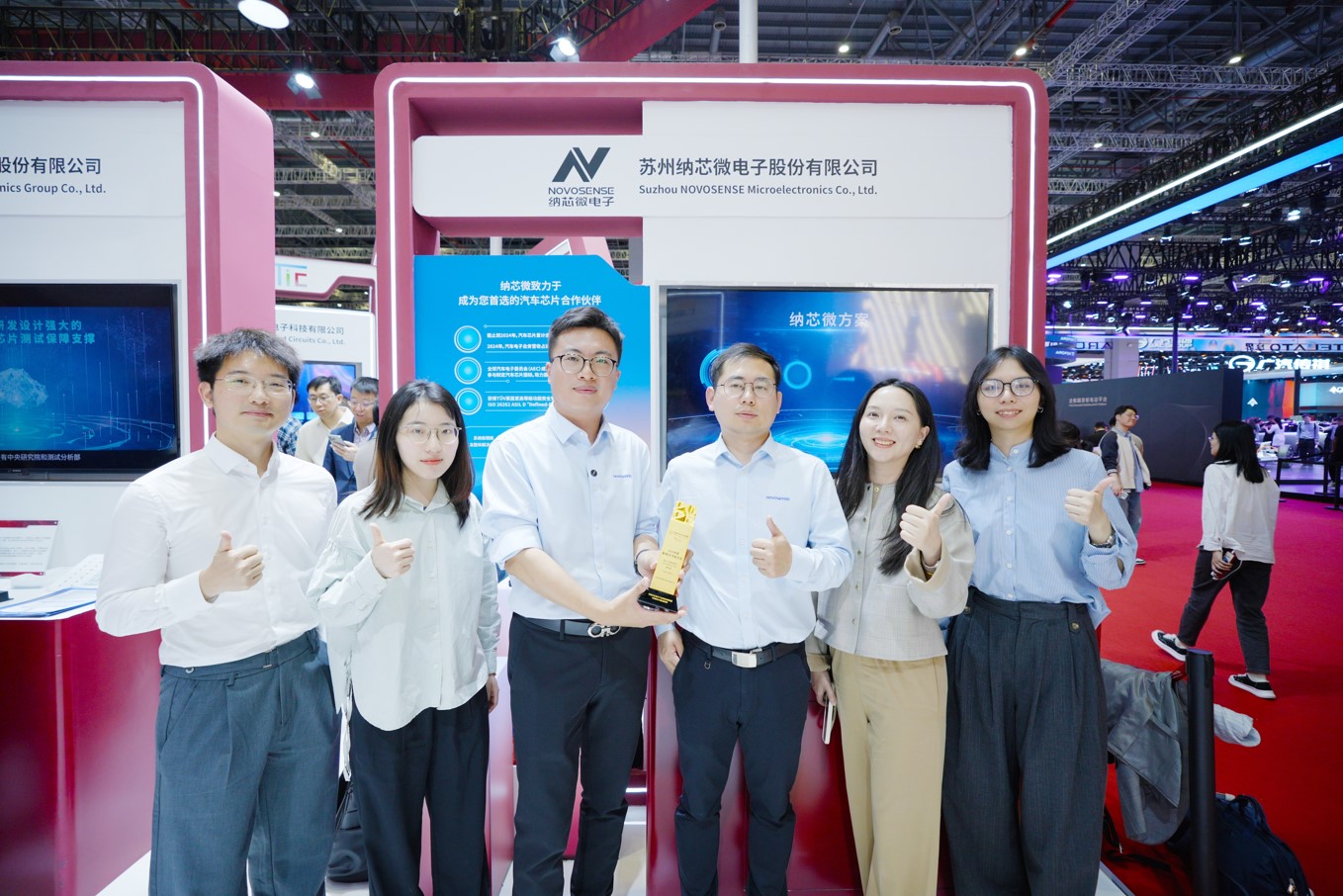 旋乐吧spin8亮相2025上海车展，斩获“年度影响力汽车芯片”大奖